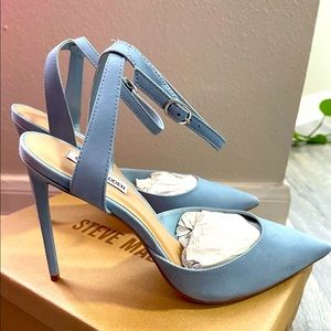 🎉CLOSET CLEAN OUT SALE🎊 NWT BEAUTIFUL POWDER BLUE STEVE MADDEN HEELS!